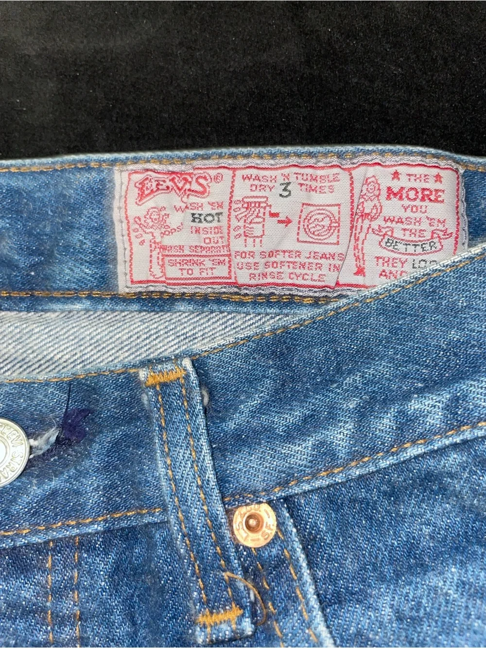 Men’s VINTAGE 80’s LEVI’S 501’s EUC Straight Jeans in Medium Blue Denim Sz 30